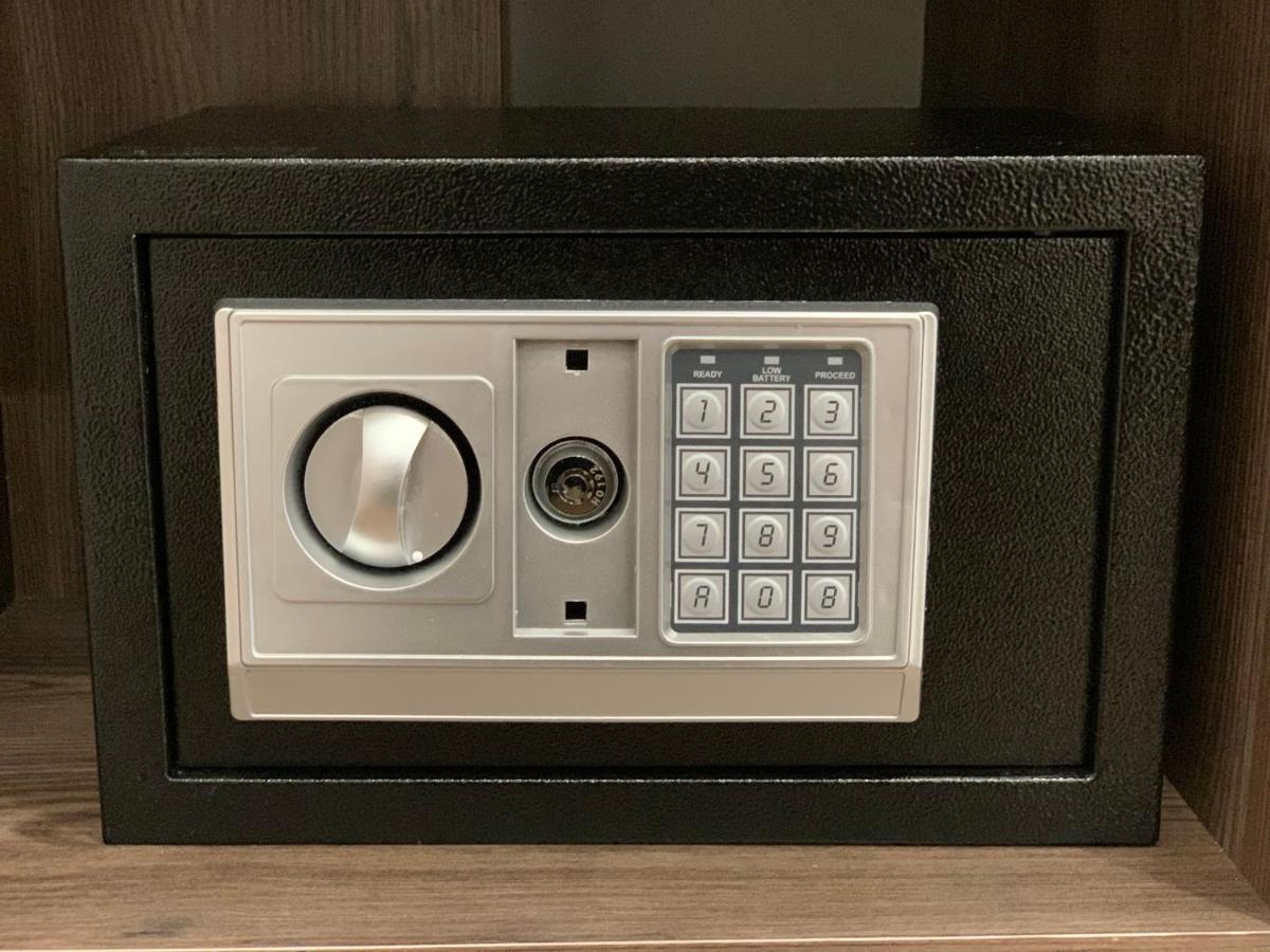 Vertoni Hotel 耶烈万 外观 照片